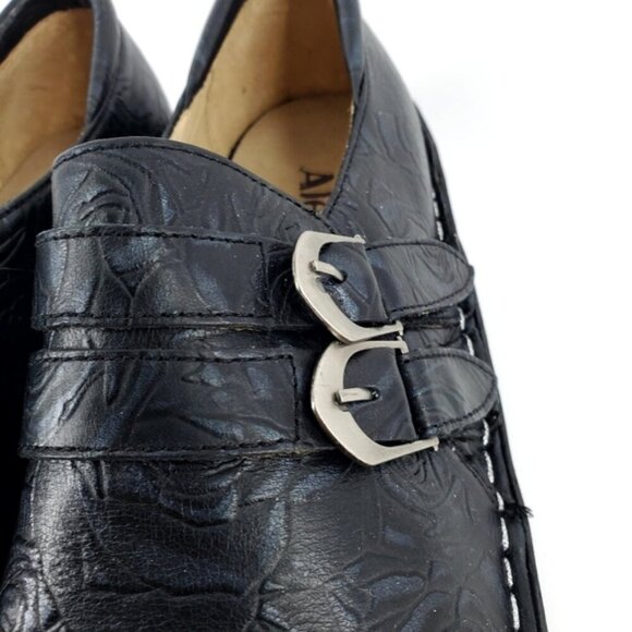 Alegria by PG Lite EU41/ US 9.5 Black Leather Silver Rose Embossed Mules Clogs - Picture 4 of 10